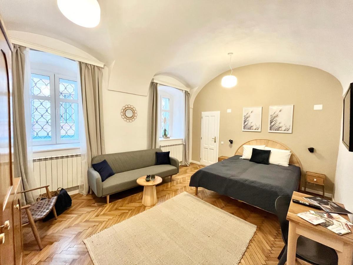 Filek House Apartment Sibiu Ngoại thất bức ảnh